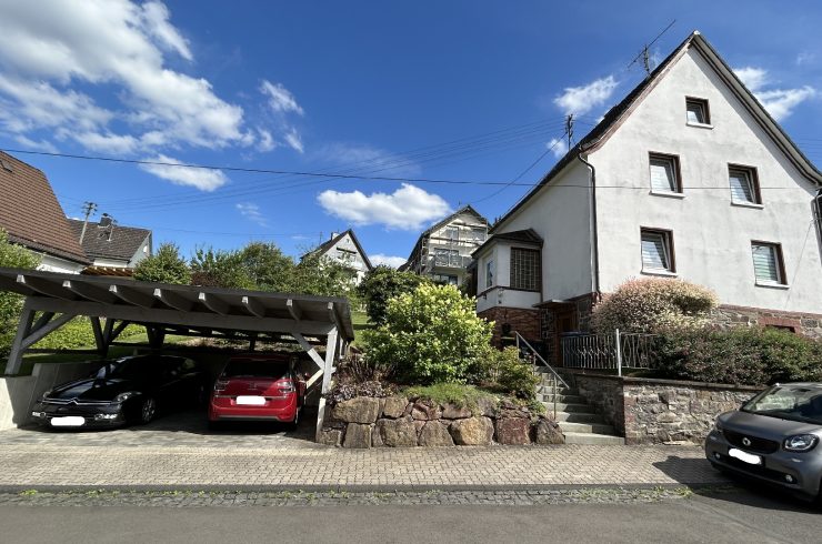 VERKAUFT – Gepflegtes Wohnhaus mit schönem Garten